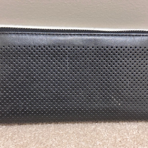 COACH Leather Long Zip around wallet - Picture 2 of 5